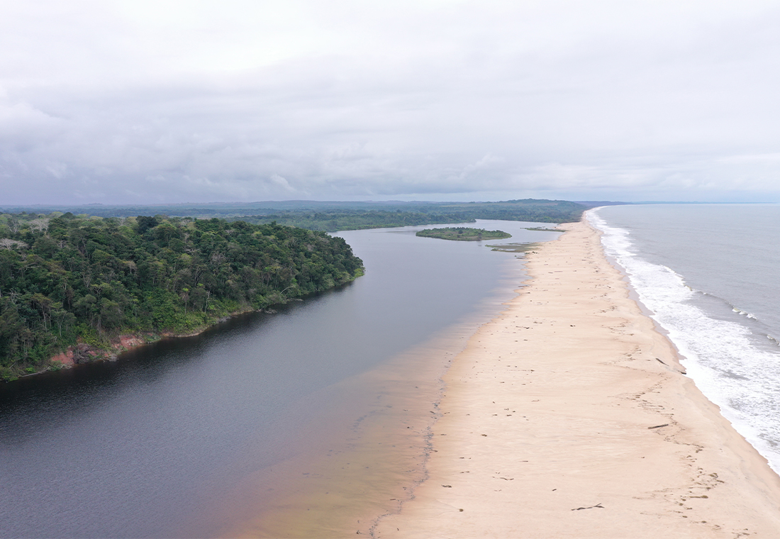 plage du Parc National de Conkouati-Douli